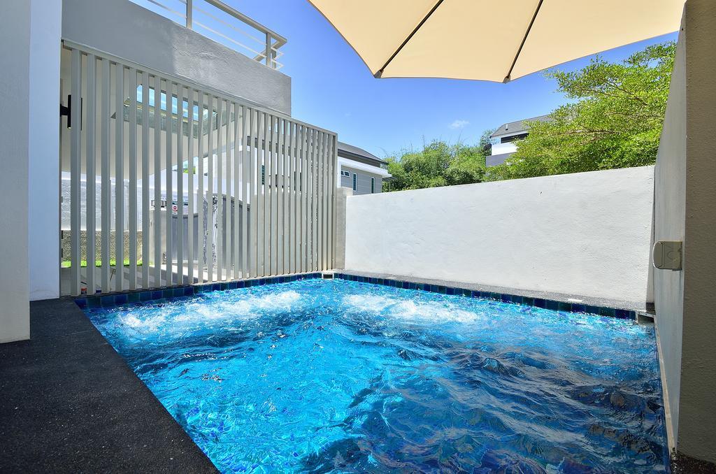 Plumeria Luxury Service Villa George Town Exterior photo
